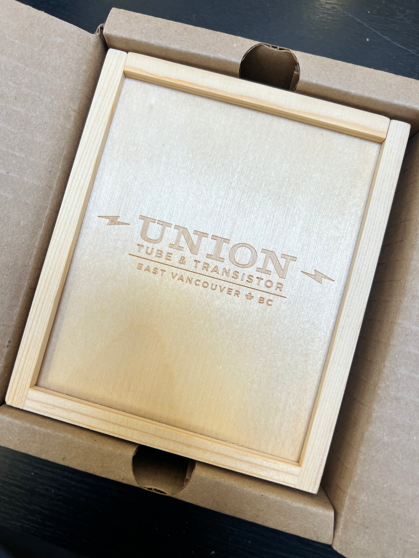 Union Tube & Transistor - Summit Boost Pedal (2023 Fretboard Summit Ltd. Edition)